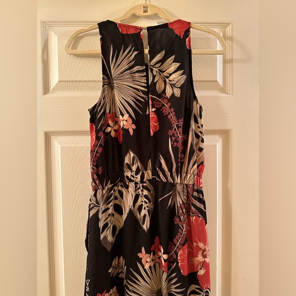 Dynamite Floral Front Slit Dress - Picture 4 of 4